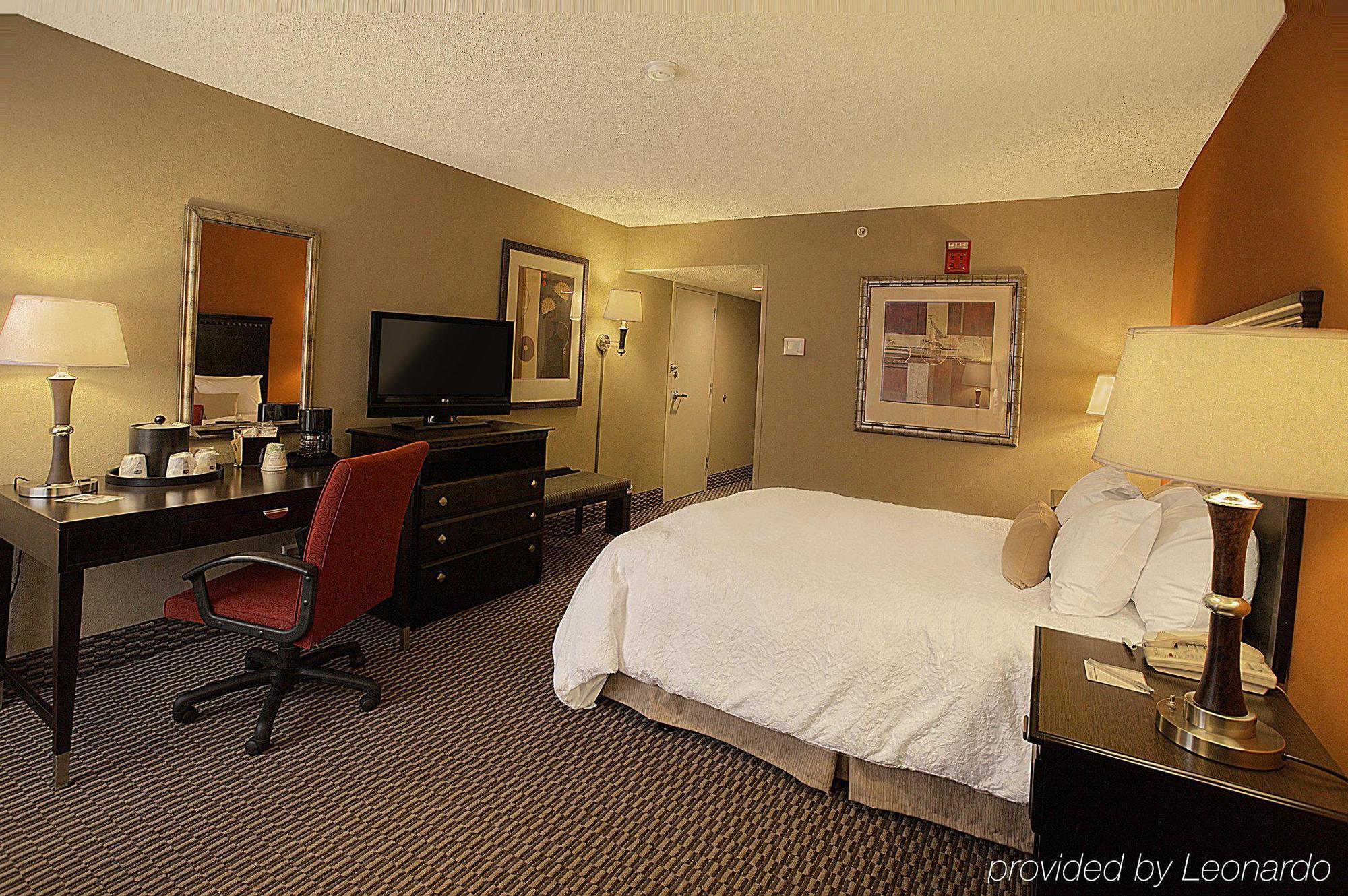 Hampton Inn Asheville - Biltmore Area Eksteriør billede